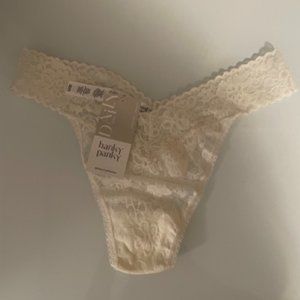Daily Lace™ Original Rise Thong Marshmallow